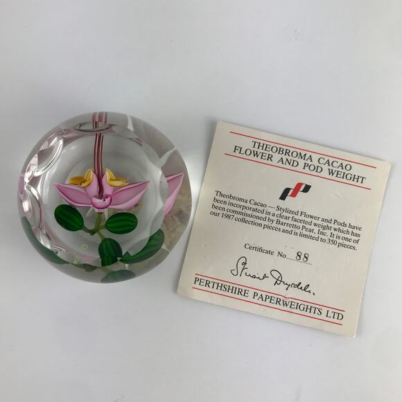Perthshire 1987C Theobroma Cacao Flower Scallop Faceted Lampwork Paperweight COA - Picture 2 of 16